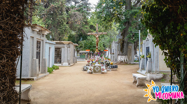 Romería cementerio municipal.