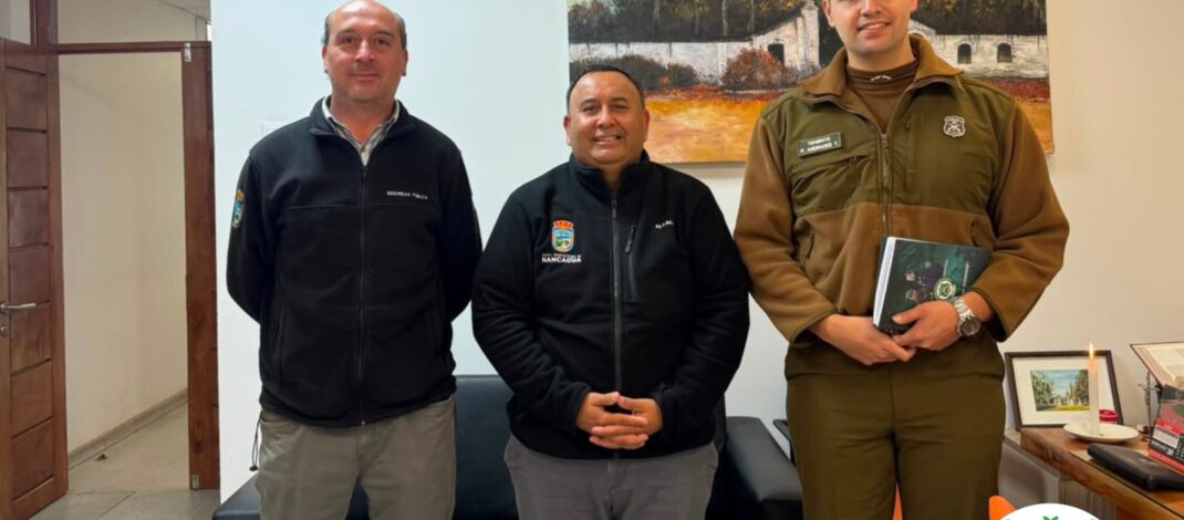 𝗧𝗥𝗔𝗕𝗔𝗝𝗢 𝗖𝗢𝗟𝗔𝗕𝗢𝗥𝗔𝗧𝗜𝗩𝗢 𝗘𝗡𝗧𝗥𝗘 𝗠𝗨𝗡𝗜𝗖𝗜𝗣𝗜𝗢 𝗬 𝗖𝗔𝗥𝗔𝗕𝗜𝗡𝗘𝗥𝗢𝗦 𝗕𝗨𝗦𝗖𝗔 𝗥𝗘𝗙𝗢𝗥𝗭𝗔𝗥 𝗟𝗔 𝗦𝗘𝗚𝗨𝗥𝗜𝗗𝗔𝗗 𝗖𝗢𝗠𝗨𝗡𝗔𝗟